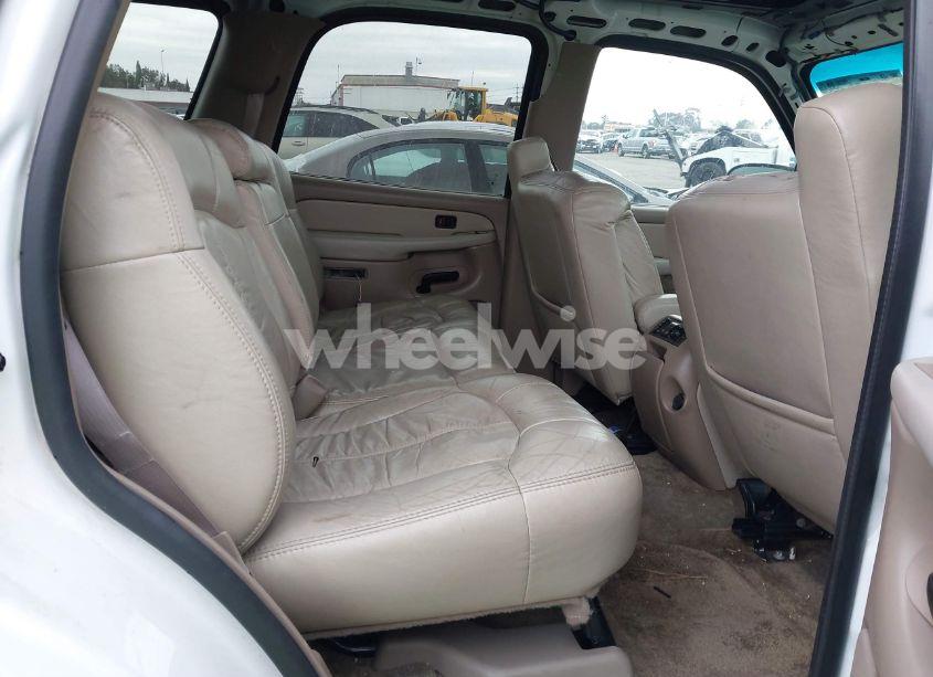 Photo 8 of 2002 Chevrolet Tahoe Z71 (VIN 1GNEK13Z72R300592)