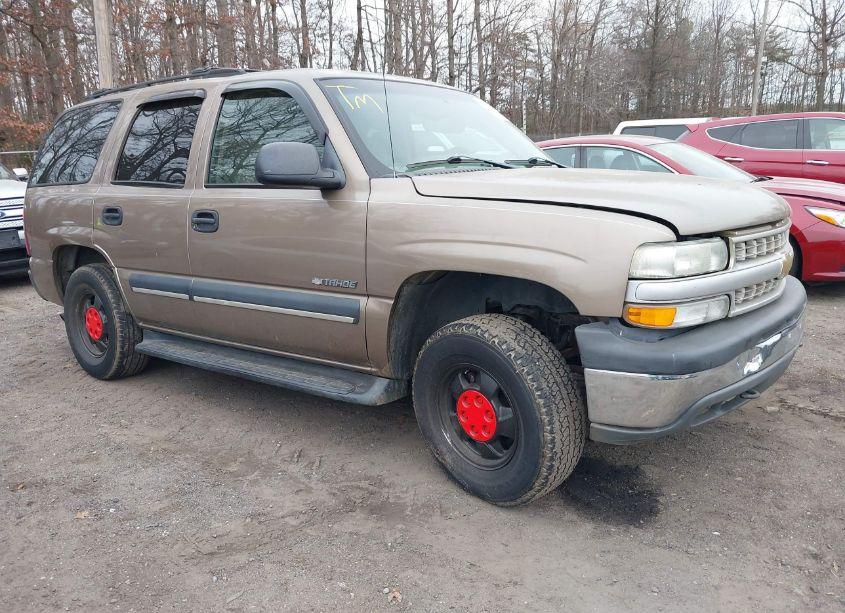 2003 Chevrolet Tahoe LS (VIN 1GNEK13Z73J120920) main photo