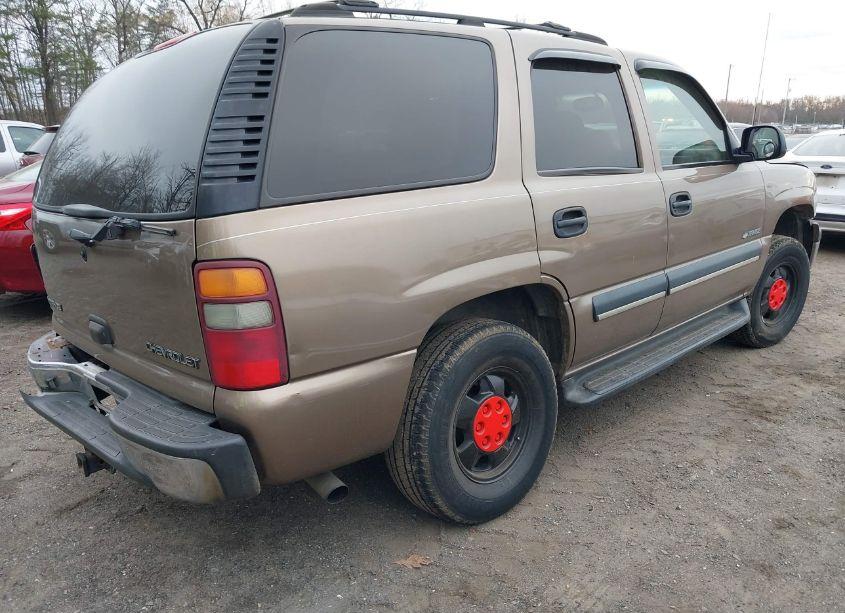 Photo 4 of 2003 Chevrolet Tahoe LS (VIN 1GNEK13Z73J120920)