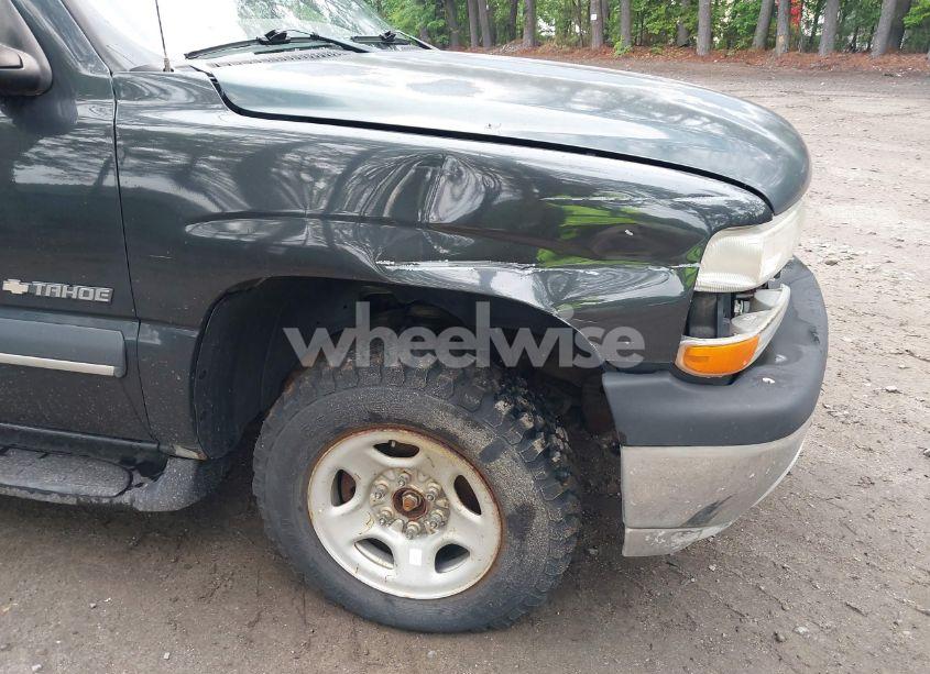 Photo 12 of 2003 Chevrolet Tahoe LT (VIN 1GNEK13Z73J126524)