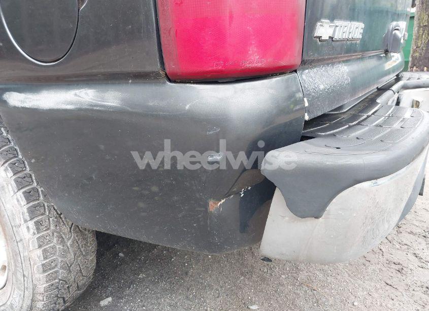 Photo 13 of 2003 Chevrolet Tahoe LT (VIN 1GNEK13Z73J126524)