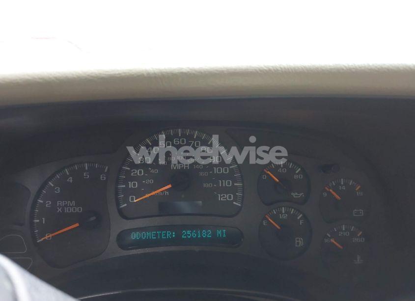 Photo 7 of 2003 Chevrolet Tahoe LT (VIN 1GNEK13Z73J229314)