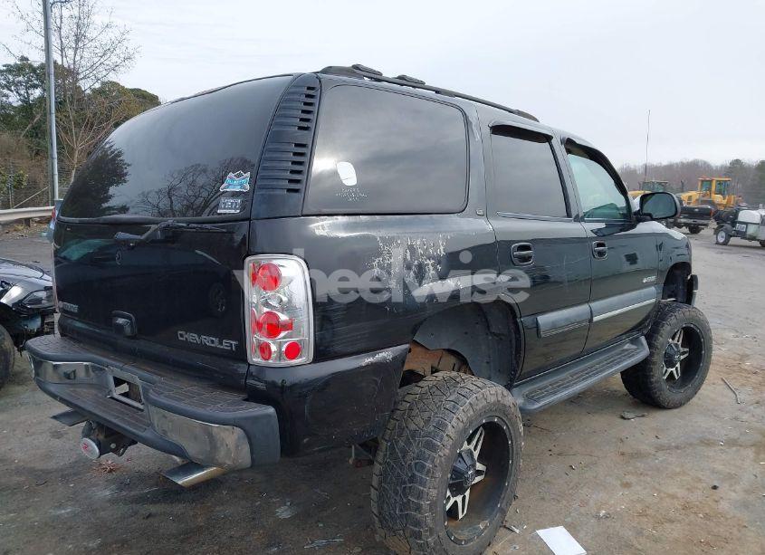 Photo 4 of 2003 Chevrolet Tahoe LT (VIN 1GNEK13Z73R222137)