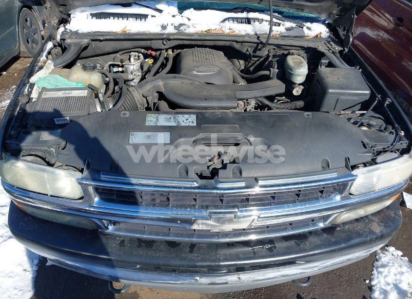 Photo 10 of 2003 Chevrolet Tahoe LT (VIN 1GNEK13Z73R303316)