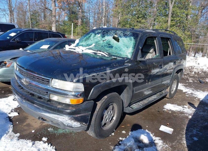 Photo 2 of 2003 Chevrolet Tahoe LT (VIN 1GNEK13Z73R303316)
