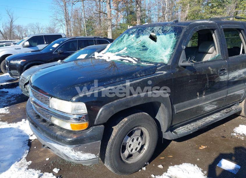 Photo 6 of 2003 Chevrolet Tahoe LT (VIN 1GNEK13Z73R303316)