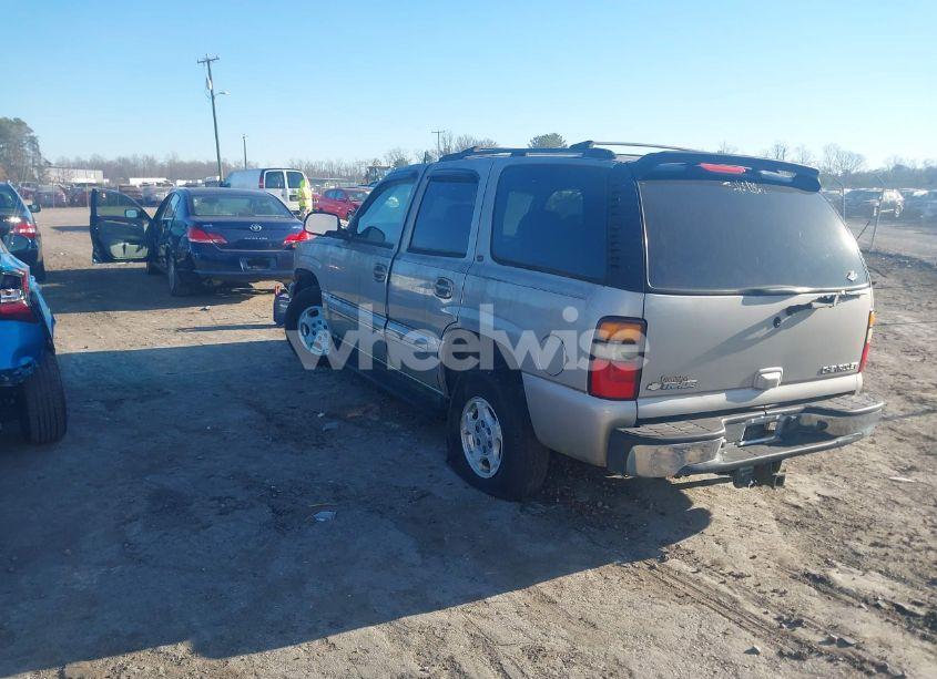 Photo 3 of 2004 Chevrolet Tahoe LT (VIN 1GNEK13Z74R106289)