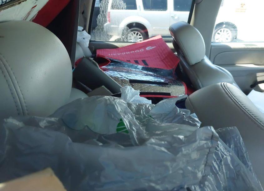 Photo 8 of 2004 Chevrolet Tahoe Z71 (VIN 1GNEK13Z74R212886)