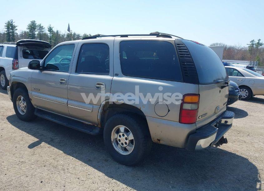 Photo 3 of 2002 Chevrolet Tahoe LT (VIN 1GNEK13Z82J150300)