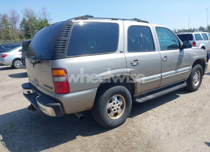 Photo 4 of 2002 Chevrolet Tahoe LT (VIN 1GNEK13Z82J150300)