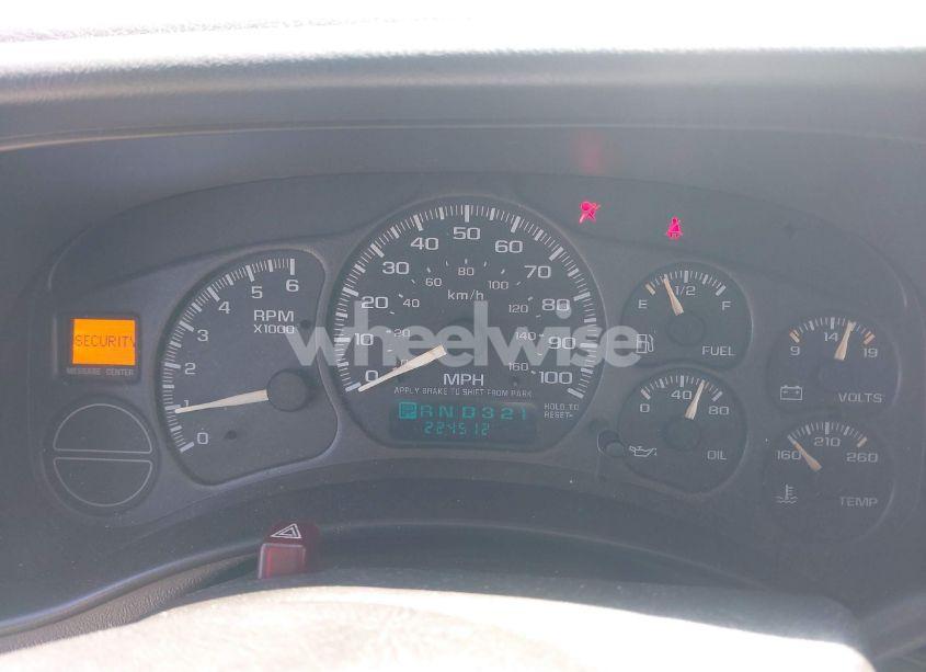 Photo 7 of 2002 Chevrolet Tahoe LT (VIN 1GNEK13Z82J150300)