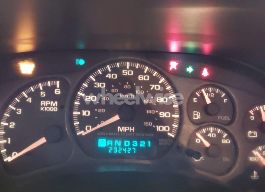 Photo 7 of 2002 Chevrolet Tahoe SPECIAL SERVICES (VIN 1GNEK13Z82J208454)