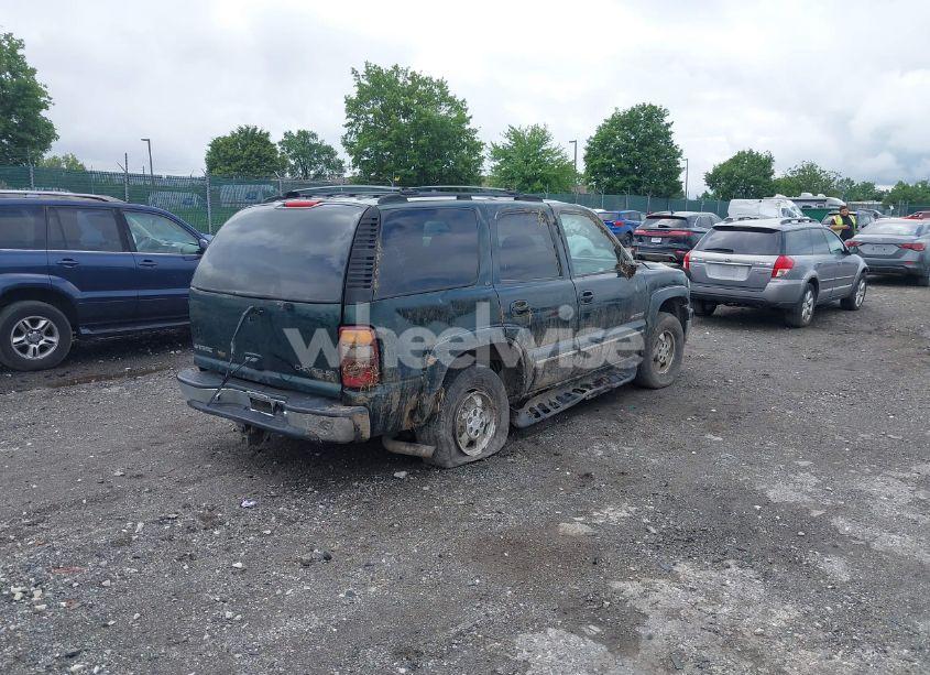 Photo 4 of 2002 Chevrolet Tahoe LT (VIN 1GNEK13Z82J242927)