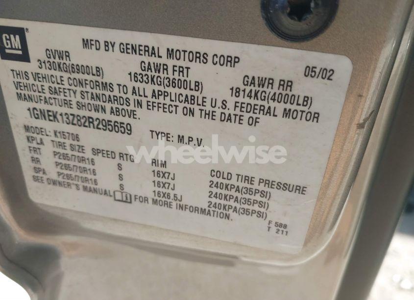 Photo 9 of 2002 Chevrolet Tahoe LT (VIN 1GNEK13Z82R295659)