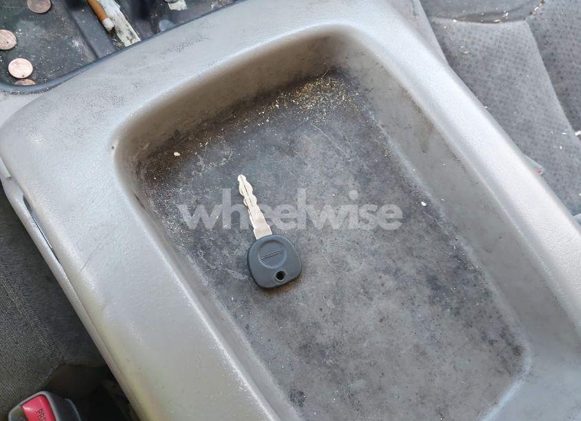 Photo 11 of 2003 Chevrolet Tahoe LS (VIN 1GNEK13Z83J107450)