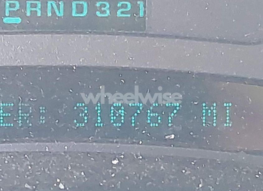 Photo 15 of 2003 Chevrolet Tahoe LS (VIN 1GNEK13Z83J107450)