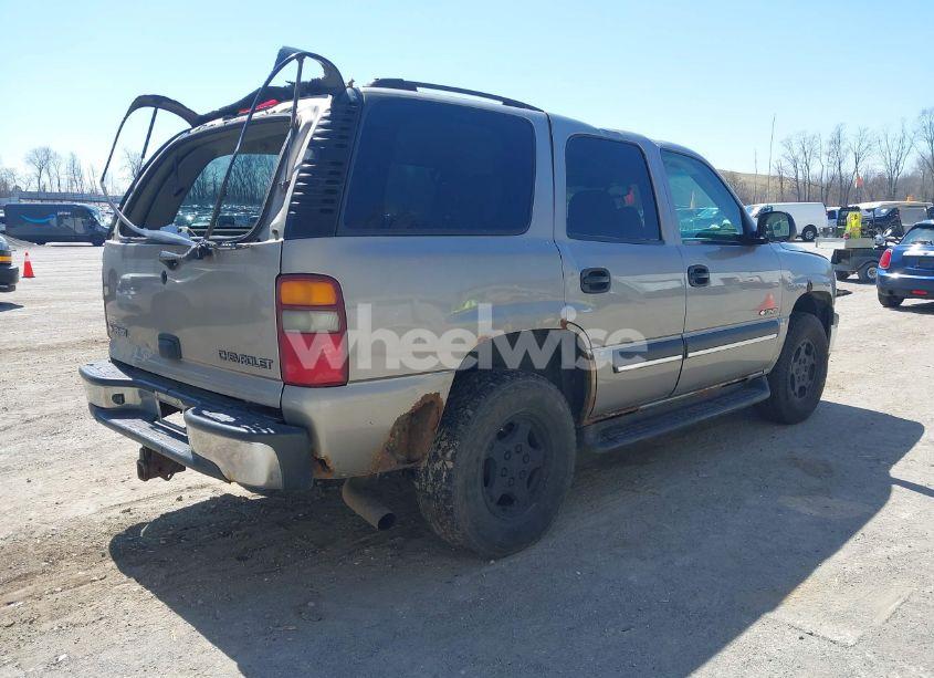 Photo 4 of 2003 Chevrolet Tahoe LS (VIN 1GNEK13Z83J107450)