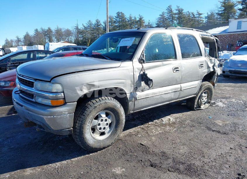 Photo 2 of 2003 Chevrolet Tahoe LT (VIN 1GNEK13Z83J213039)