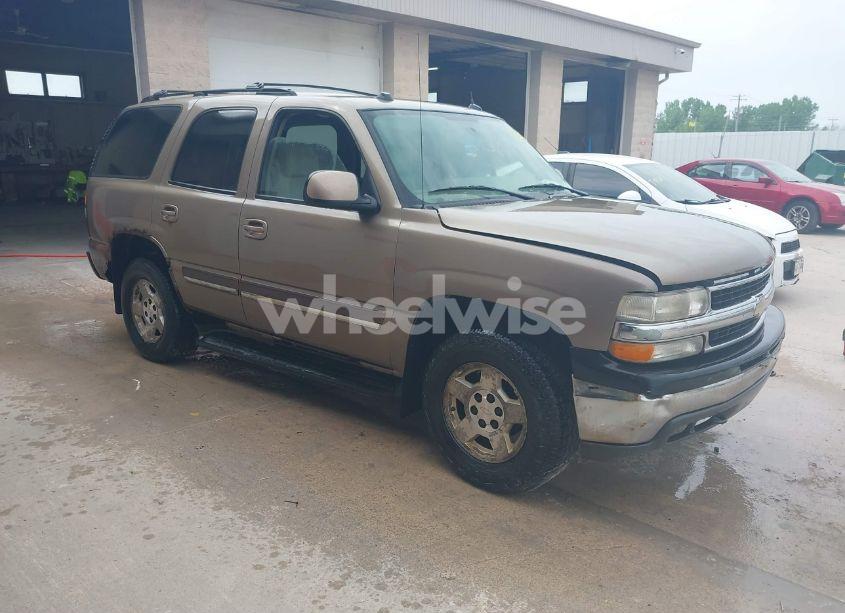 2004 Chevrolet Tahoe LT (VIN 1GNEK13Z84J240257) main photo