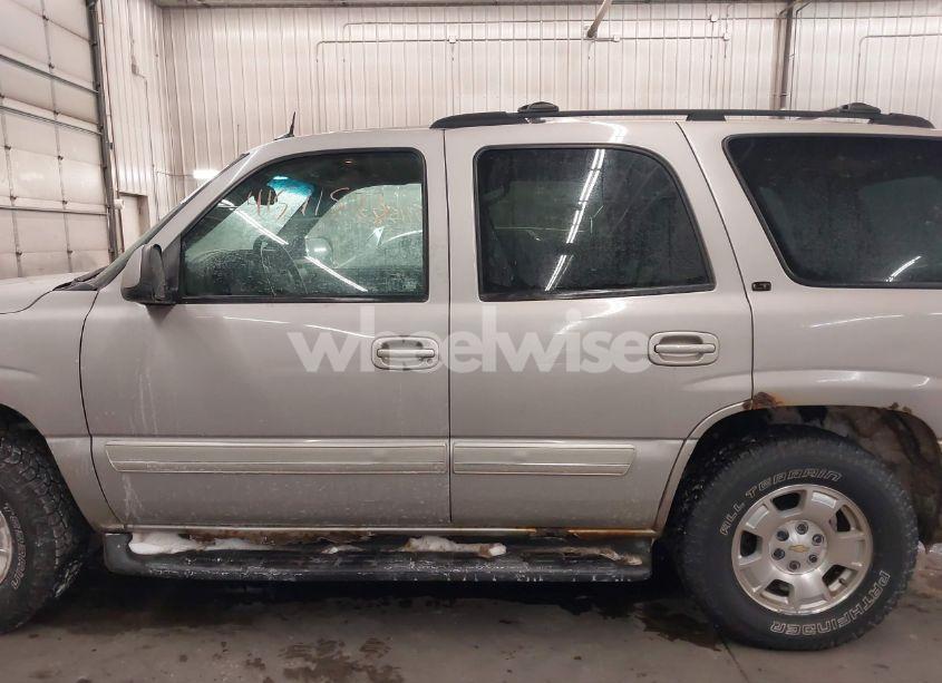 Photo 15 of 2004 Chevrolet Tahoe LT (VIN 1GNEK13Z84J252182)