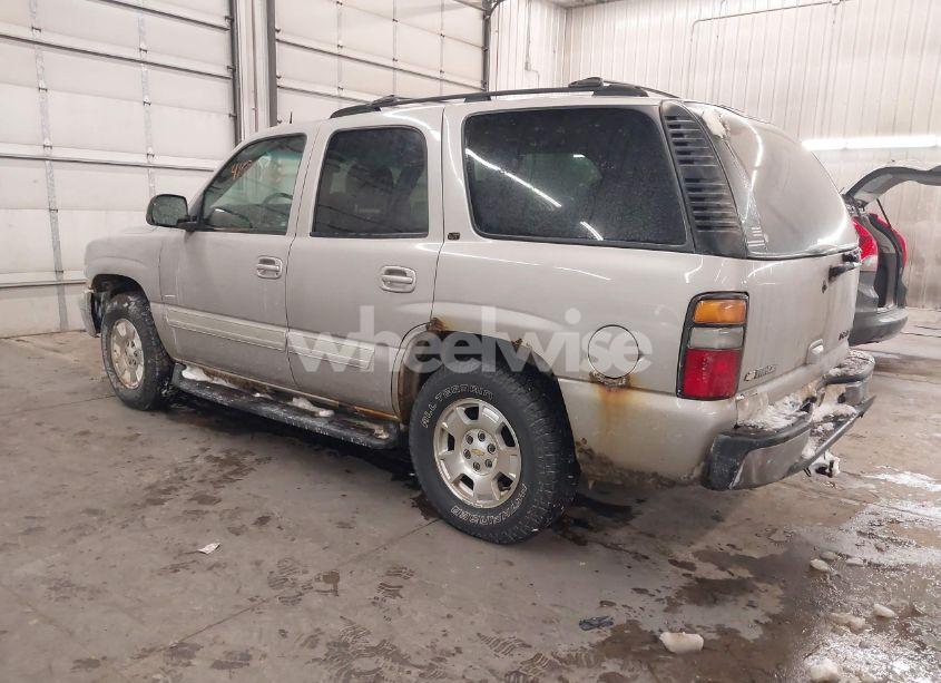 Photo 3 of 2004 Chevrolet Tahoe LT (VIN 1GNEK13Z84J252182)