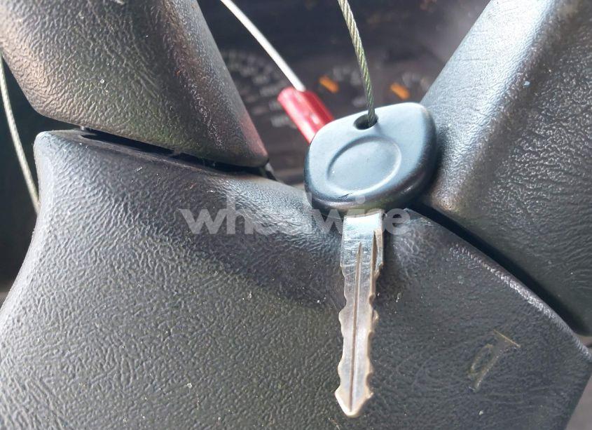 Photo 11 of 2004 Chevrolet Tahoe LS (VIN 1GNEK13Z84R267119)