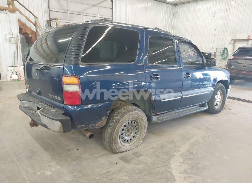 Photo 4 of 2002 Chevrolet Tahoe LT (VIN 1GNEK13Z92J160981)