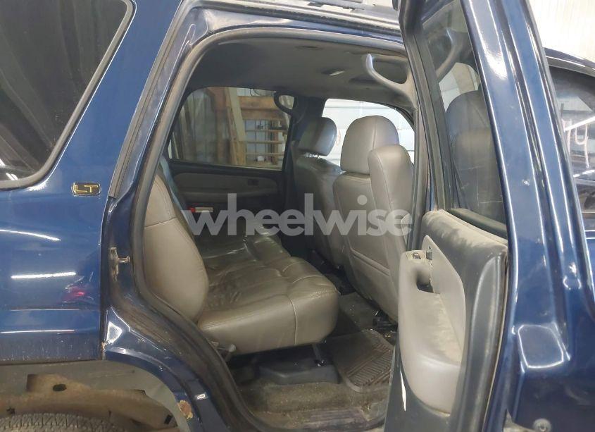 Photo 8 of 2002 Chevrolet Tahoe LT (VIN 1GNEK13Z92J160981)