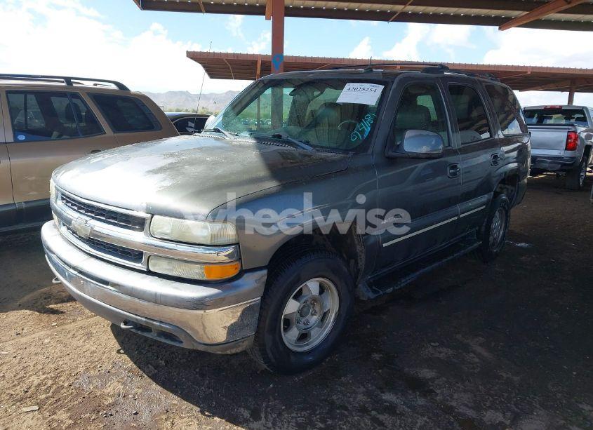 Photo 2 of 2002 Chevrolet Tahoe LT (VIN 1GNEK13Z92J289724)