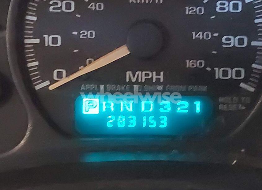 Photo 16 of 2002 Chevrolet Tahoe LT (VIN 1GNEK13Z92R138450)