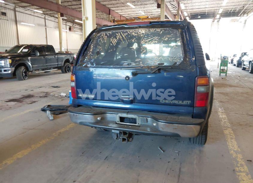 Photo 17 of 2002 Chevrolet Tahoe LT (VIN 1GNEK13Z92R138450)