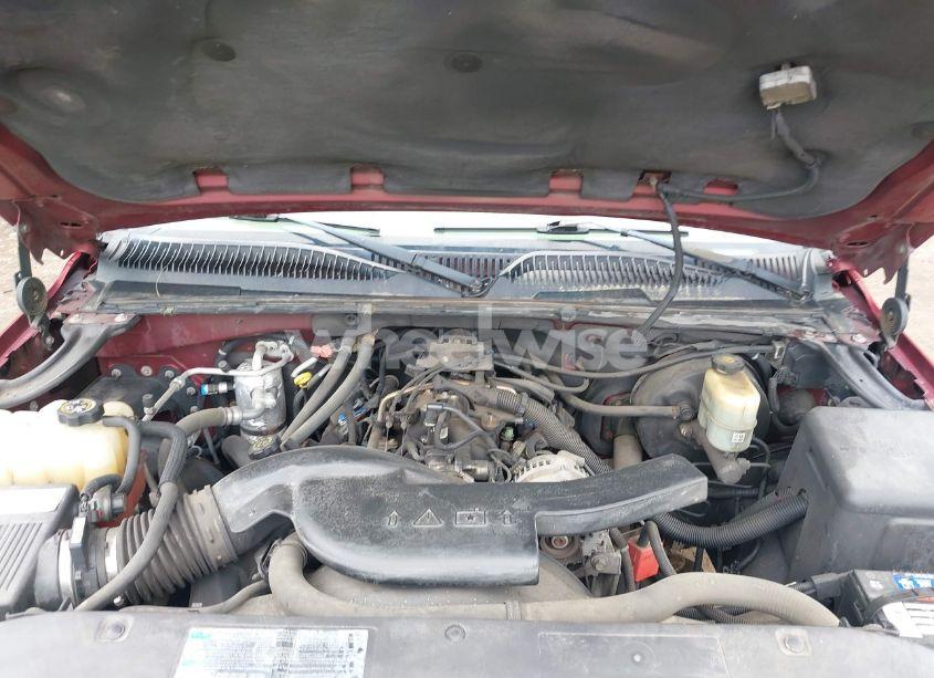 Photo 10 of 2002 Chevrolet Tahoe LS (VIN 1GNEK13Z92R321721)