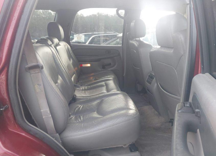 Photo 8 of 2003 Chevrolet Tahoe LT (VIN 1GNEK13Z93J100913)