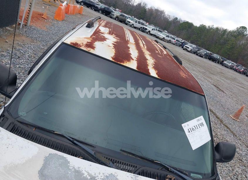 Photo 12 of 2004 Chevrolet Tahoe LS (VIN 1GNEK13Z94J103232)