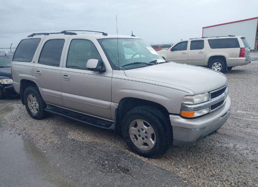 2004 Chevrolet Tahoe LT (VIN 1GNEK13Z94R129802) main photo