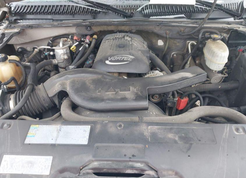 Photo 10 of 2004 Chevrolet Tahoe LT (VIN 1GNEK13Z94R129802)