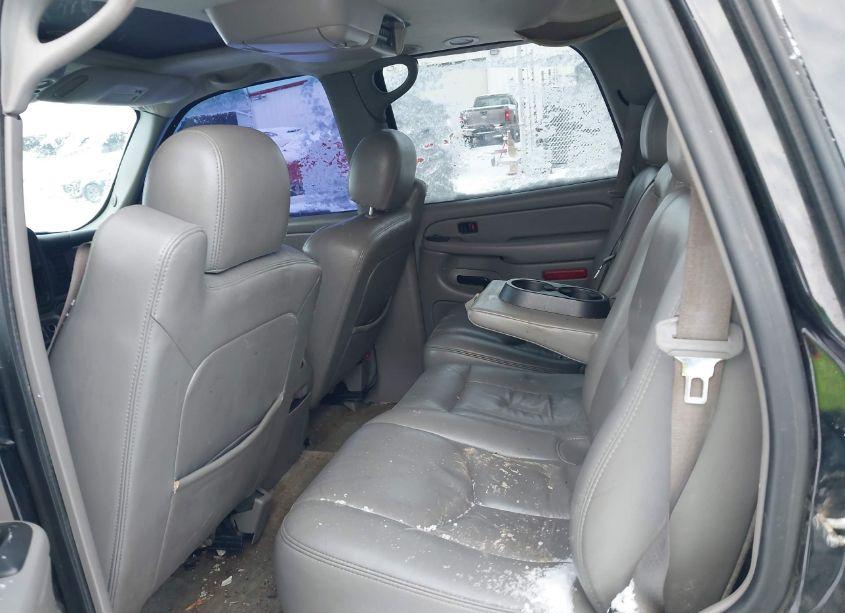 Photo 8 of 2004 Chevrolet Tahoe Z71 (VIN 1GNEK13Z94R285273)