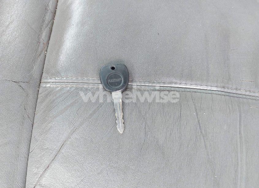 Photo 11 of 2002 Chevrolet Tahoe LT (VIN 1GNEK13ZX2J317997)