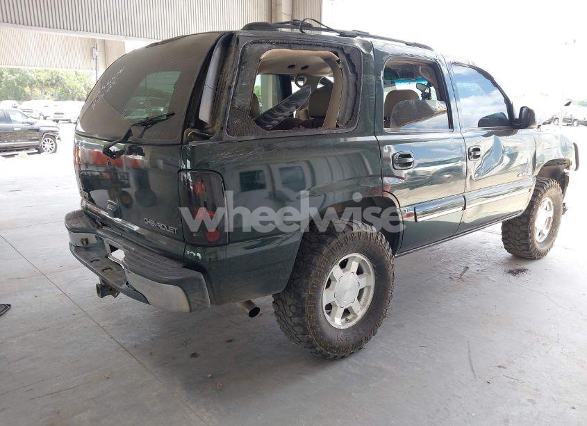 Photo 4 of 2002 Chevrolet Tahoe LT (VIN 1GNEK13ZX2R150624)