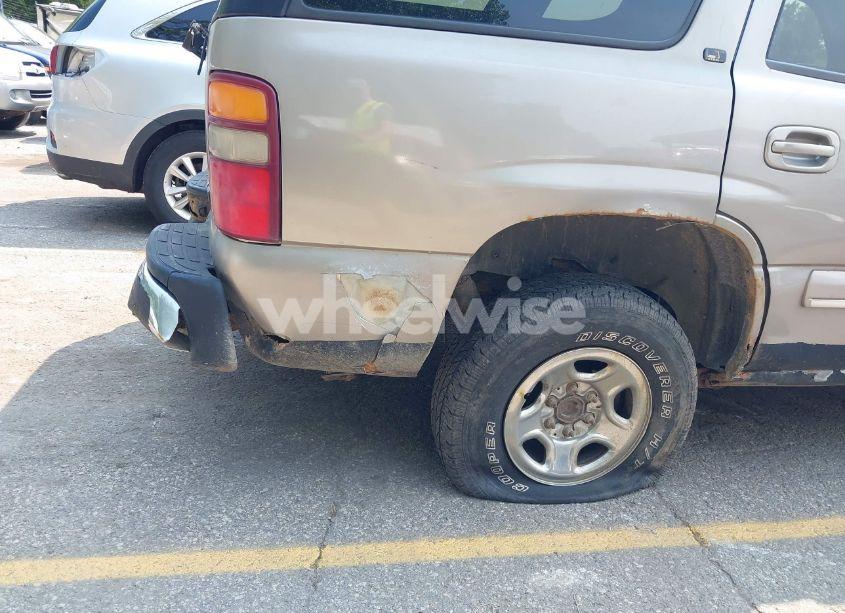 Photo 14 of 2003 Chevrolet Tahoe LT (VIN 1GNEK13ZX3J228481)