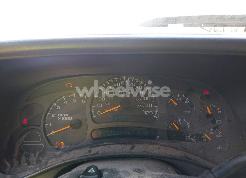 Photo 7 of 2003 Chevrolet Tahoe LT (VIN 1GNEK13ZX3J228481)