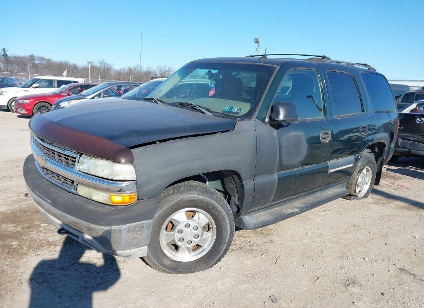 Photo 2 of 2003 Chevrolet Tahoe LS (VIN 1GNEK13ZX3J344537)