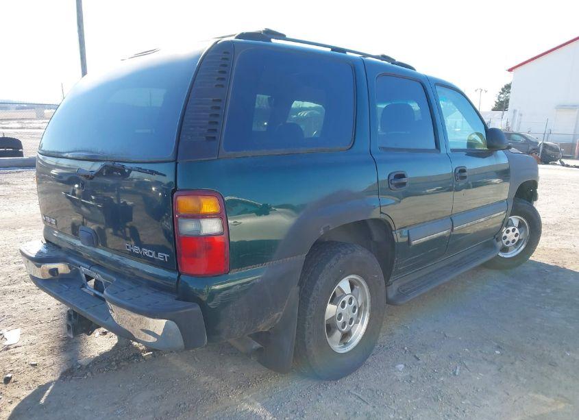 Photo 4 of 2003 Chevrolet Tahoe LS (VIN 1GNEK13ZX3J344537)