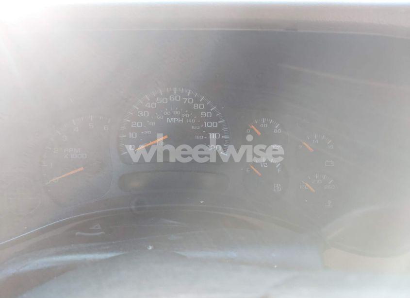 Photo 16 of 2004 Chevrolet Tahoe LT (VIN 1GNEK13ZX4J169899)