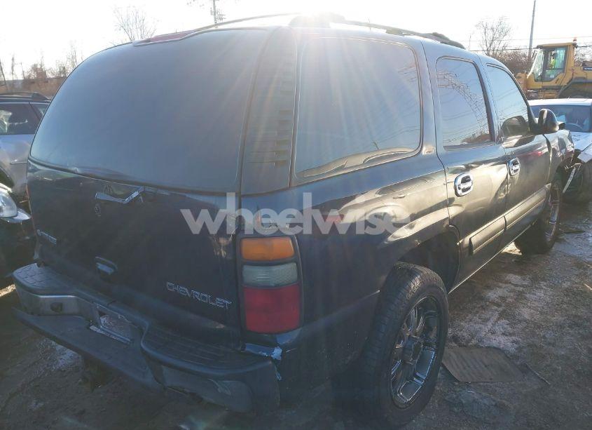 Photo 4 of 2004 Chevrolet Tahoe LT (VIN 1GNEK13ZX4J169899)