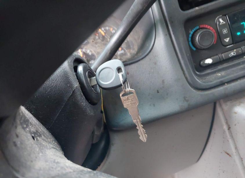 Photo 11 of 2004 Chevrolet Tahoe Z71 (VIN 1GNEK13ZX4R142381)