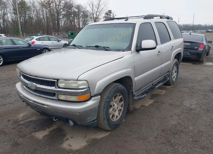 Photo 2 of 2004 Chevrolet Tahoe Z71 (VIN 1GNEK13ZX4R142381)