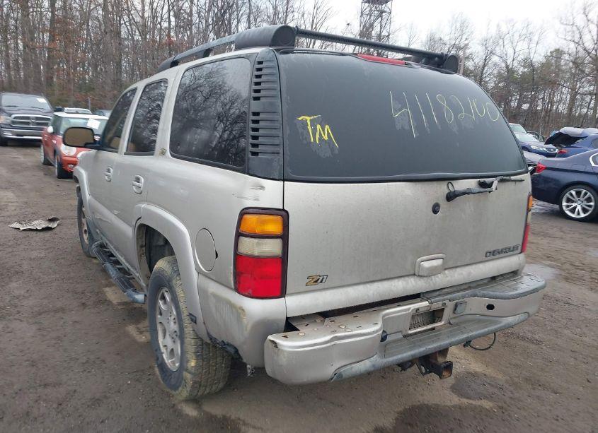 Photo 3 of 2004 Chevrolet Tahoe Z71 (VIN 1GNEK13ZX4R142381)