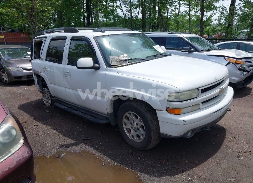2004 Chevrolet Tahoe Z71 (VIN 1GNEK13ZX4R154367) main photo