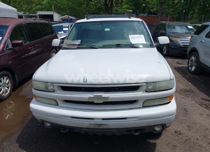 Photo 12 of 2004 Chevrolet Tahoe Z71 (VIN 1GNEK13ZX4R154367)